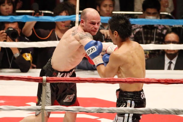 Kiko Martínez vs. Hozumi Hasegawa