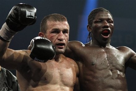 Hassan N'Dam, Avtandil Khurtsidze