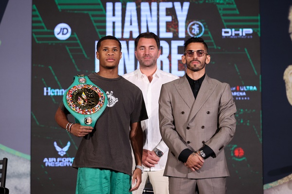 Boxing: Haney and Linares Final Press Conference